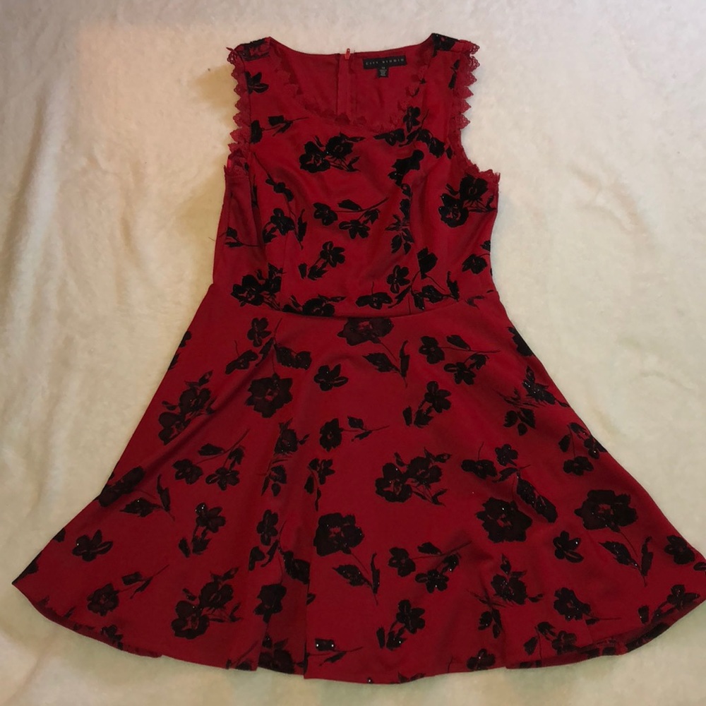 Stunning floral cocktail dress